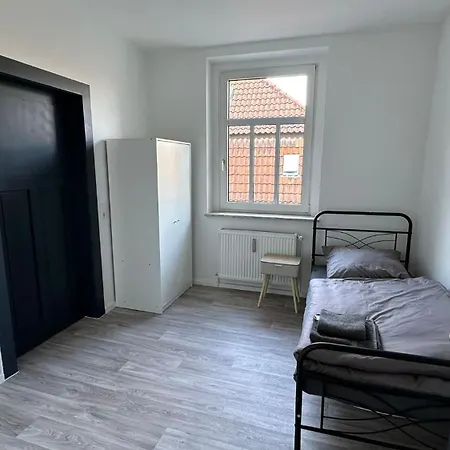 Apartman Zentral Und Komfortabel Ihr Monteurhaus Vor Ort In *