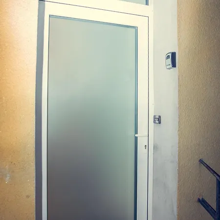Zentral Und Komfortabel Ihr Monteurhaus Vor Ort In Apartmán Coburg